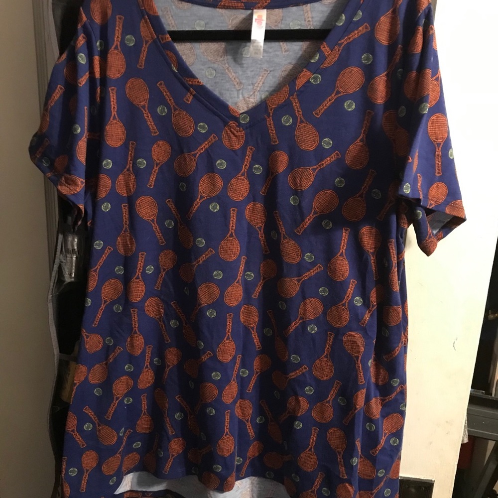Lularoe Christy Tee